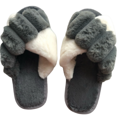 FLUFFY SLIPPERS